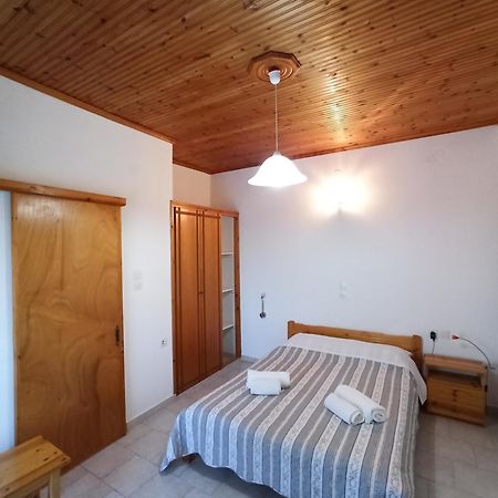 Theodore Apartments Захаро Экстерьер фото